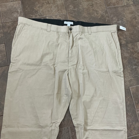🔥3/$42 w FREE SHIPPING🔥 Men's Tan Pants - Picture 2 of 4